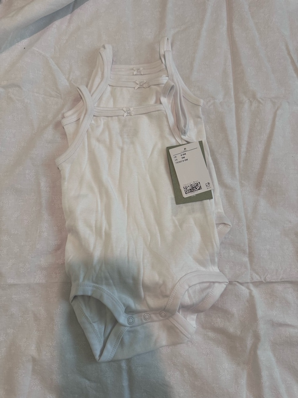 H&M White Sleeveless Infant Bodysuit Set